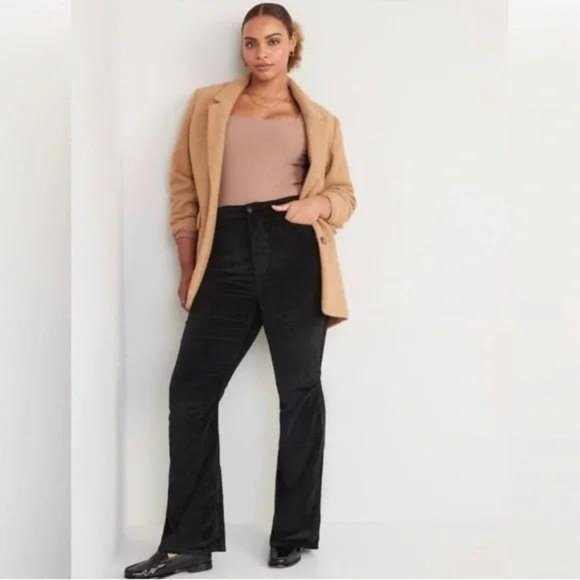 Old Navy  Higher High-Waisted Velvet Flare Pants for Women New - Picture 3 of 4
